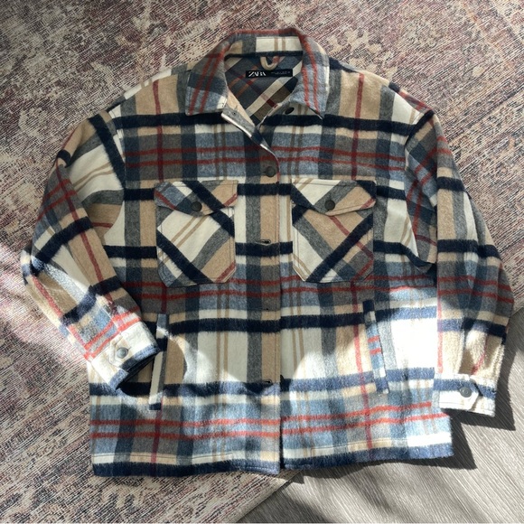 Zara Plaid Shacket - Picture 1 of 6